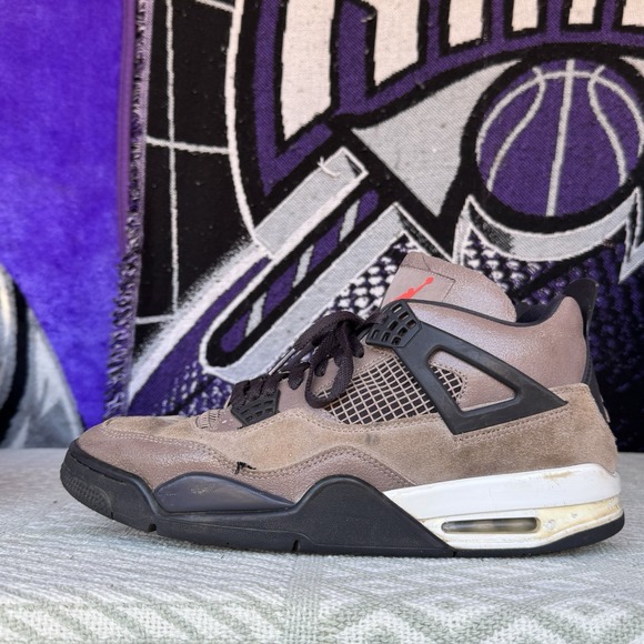Size 13 - Jordan 4 Retro Mid Taupe Haze - Picture 1 of 13